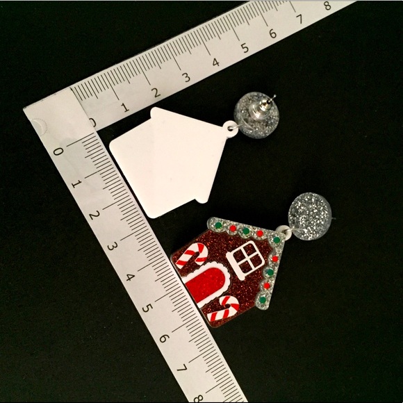 🍏50% OFF/3+...Glittering Acrylic Gingerbread House Dangle Christmas Earrings - Picture 6 of 7